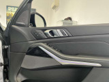 【ご納車後について】遠方のお客様はお住まいのエリアのBMWサービス工場にてメンテナンスを受けて頂けます。現地BMWへのお取次ぎなどもさせて頂きますのでご安心下さい。