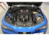 90度バンクのV6エンジンは綺麗な音を奏でます。