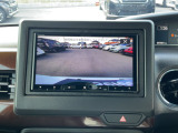 バックカメラは今や必需品ですね。バック駐車時にはしっかりアシストしてくれます♪