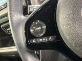 ステアリングにオーディオ操作スイッチが付いています。オーディオ画面に直接タッチしなくても操作が出来ますので、運転に集中できます。
