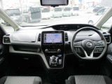 セレナ 1.2 e-POWER ハイウェイスターV 