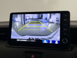 バックカメラで駐車時の死角も確認できます!