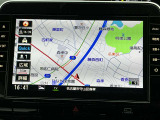 カーナビは日産純正メモリーナビが装着されています。