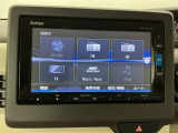 ドライブの必需品。見やすい・使いやすいHonda純正のメモリーナビを搭載しています。