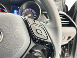 各操作スイッチなどもハンドルから手を放すことなく操作可能で安全運転に支援いたします!
