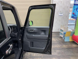 届出済 未使用車販売だけでなく、買取、下取、車検、メンテナンス、保険もバッチリ!お客様のトータルカーライフをしっかりサポートいたします。