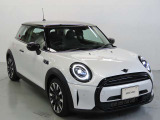 フロントフェイスはMINIアイコンとして永らく愛されるデザイン性の良さと、ブランドの魅力を感じる事ができます。