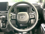 【純正革巻きステアリング】上質な革を使用することで、手にしっかり馴染みとても運転しやすいハンドルです♪
