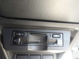 ETC搭載車しか通過できないスマートICが利用できるようになります。現在、スマートICの設置箇所も増えてきてます。また、料金所での小銭の出し入れや雨天時における窓の開閉などの紛らわしさも解消されます。