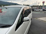 ドアバイザ-