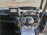 運転席周りの画像です
