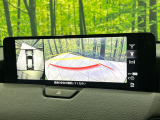 【360&deg;ビューモニター】専用のカメラにより、上から見下ろしたような視点で360度クルマの周囲を確認することができます☆死角部分も確認しやすく、狭い場所での切り返しや駐車もスムーズに行えます。