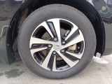 タイヤサイズは【185/65R15】です。