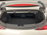 広いスペースが確保されておりますので、ゴルフバッグなどの大きなお荷物も積載可能です!実際にお試しになられたいお客様は、お気軽にスタッフまでお問い合わせ下さい。