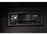 「ETC2.0対応車載器」  合流や渋滞、事故等の情報をリアルタイムで受信して、ディスカバープロへ即座に反映させたルートガイダンスを実現し、快適なドライブを楽しむことが出来ます!