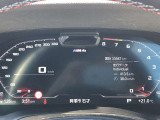 『運転』に対するBMWのこだわりはメーターパネルにも表れております。視野性の良いメーターパネルは疲労感の軽減と、運転の楽しさをもたらしてくれます。