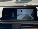 バックカメラを装備。後方の状況をモニターで確認しながら駐車でき、スポーツクーペで気になる後方視界をサポートします。