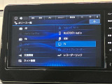 NM1・9インチ日産オリジナルナビゲーションならではの上質感とインパネとのフィット感が魅力。スマートフォン連携をワイヤレスで!人気のネット動画がナビの大画面で楽しめます。