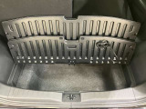 【ラゲッジルーム】ラゲッジアンダーボックスを使えば高さのある物も積み込めます!