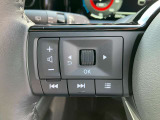 オーデイオやナビのコントロールができるスイッチ、運転中は手を放さず手元で操作可能なんです!