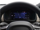 Google アシスタントを呼べば、友人や家族、会社の同僚への連絡や、車内環境の調整も思いのまま。ルート案内やエンターテイメント機能を利用する際も、ステアリングから手を離す必要はありません。