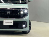 【ハイビームアシスト】先行車や対向車のライト、周辺の明るさに合わせて、ハイ・ロービームを自動で切り替え。切り替えのわずらわしさと切り替え忘れを無くしてくれます!