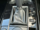 操作しやすいセンターパネル周り運転中でも一目で見やすく操作感に優れています