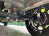 お車を安心してお乗りいただく為には、足回りの定期点検が欠かせません。サービスサポート(有償保証)では無料点検もご提供しており、安心のカーライフをお過ごしいただけるサポート体制が整っています。