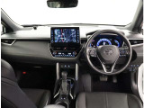 オシャレなインテリアで運転する気分も盛り上がりますよね^^
