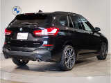 BMWのお車は、&ldquo;駆け抜ける歓び&rdquo;を体現しております。走行の安定性とコーナリングの良さを追求し、思い通りにハンドルの操作可能です。
