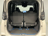 ☆充分なお荷物がお積み頂けるトランクルーム♪見た目より広いです