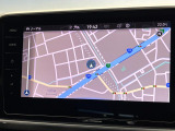 ●純正ナビ:一体感のあるナビは、高級感ある車内を演出してくれます。オーディオ機能も充実しておりますので、運転もより楽しめます♪