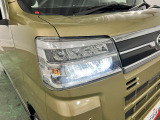 LEDヘッドライト付きです。夜間の運転も安心ですね