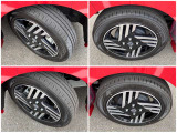 タイヤ4本それぞれの写真です。155/65R14タイヤ&アルミホイール装着