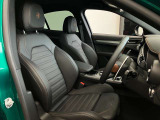 八光AUTO MOTIVEの強みはサポート力です。これまで培ってきた経験と技術力、スピードを生かして、お客様ひとりひとりを八光AUTO MOTIVE全店でサポートさせて頂きます。
