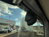 当店の車は全台、保証付きで購入後も安心です。保証期間中は全国のホンダディーラーで保証修理を受け付けております。