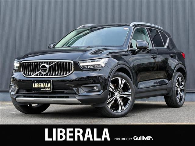 XC40  4WD 本革シート