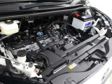 2ZR-FXE型 1.8L 直4 DOHCエンジンと1VM型 交流同期電動機のハイブリッドシステム搭載、FF駆動です。