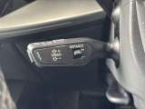 ●アダプティブクルーズコントロール『設定した速度で前方車両に追いつくと、安全な車間距離を自動で調整して前方車両を追従します。長距離ドライブでの疲労を軽減する大変重宝する機能です。』