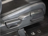 ◆シートハイトアジャスター◆運転席を上下に高さ調節ができます!運転ポジションを体格に合わせてシート調整できます。