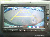画質もキレイなバックカメラ、車庫入れが苦手な方も運転が好きになるはず。