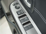 ◆パワーウィンドウスイッチ◆運転席から全席の窓の開閉操作を行うことが出来いつでも換気ができます!