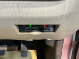 【ETC車載器】高速道路の料金所を、止まらずスムーズに通過。小銭を用意する手間も、窓を開けるわずらわしさもありません。遠出をグッと身近にしてくれる快適ドライブの必須アイテムです。