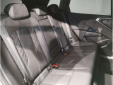 BMWの大きなシートは疲れにくく、搭乗者を包み込んでくれる安心感が御座います。