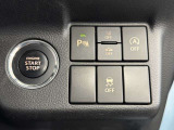 【展示車の状態】展示車は全て、マツダ車のエキスパートが、基本性能に関わる箇所を徹底的に点検。外装や室内に関しても、細部にいたるまで、しっかり清掃・洗浄を実施しています。