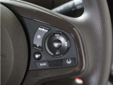 ◆アダプティブクルーズコントロール◆予め設定した車速内でクルマが自動的に加減速。前走車との適切な車間距離を維持しながら追従走行します。【LKAS】車線維持支援システムでステアリング操作を支援。