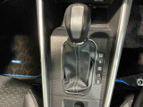 安全・安心な走行のために、納車前にダイハツのクルマを知り尽くしたエキスパートが基本性能に関わる機能や状態を徹底的に点検。消耗部品の交換など法定12ヶ月点検相当の点検・整備を実施しております。