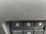 オートスライドドアは、運転席前にあるスイッチの操作でもオート開閉ができ、とても便利です。