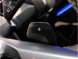 【パドルシフト付】Mマルチステアホイルに付随する「パドル・シフト」F1マシン感覚でシフトチェンジが可能となりよりドライビングの楽しさを演出します