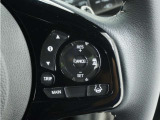◆アダプティブクルーズコントロール◆予め設定した車速内でクルマが自動的に加減速。前走車との適切な車間距離を維持しながら追従走行します。【LKAS】車線維持支援システムでステアリング操作を支援。